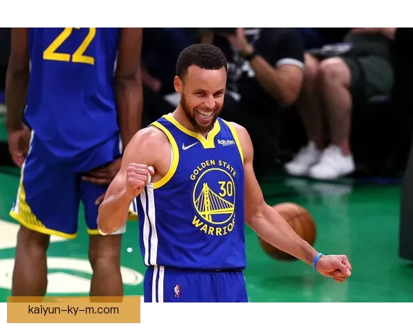 勇士迎利好库里训练强度提升接近合练回归穆迪恢复顺利下周复查在即